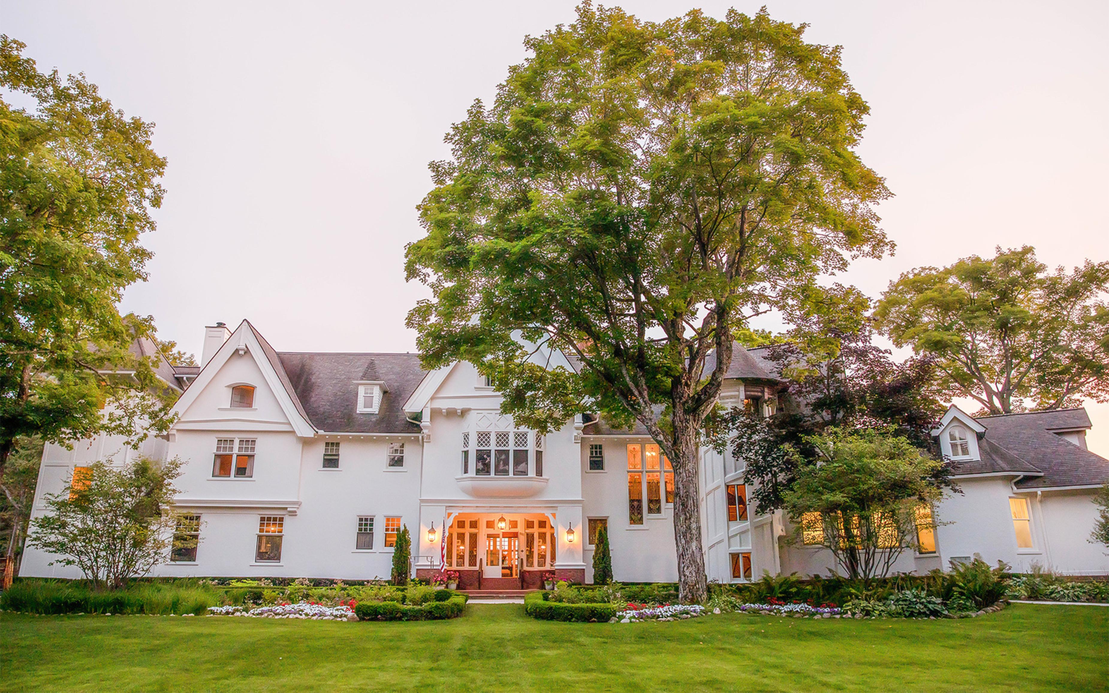 The Inn At Stonecliffe Mackinac Island Exterior photo